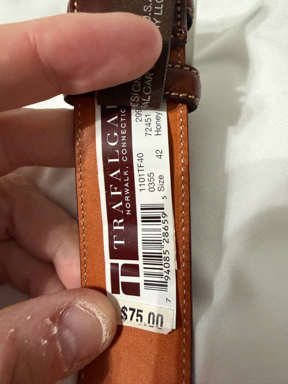 Trafalgar men’s brown leather belt NWT
